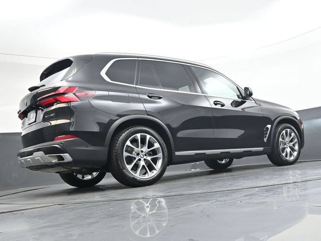 Certified 2024 BMW X5 xDrive40i w/ Premium Package AWD/4WD image 34