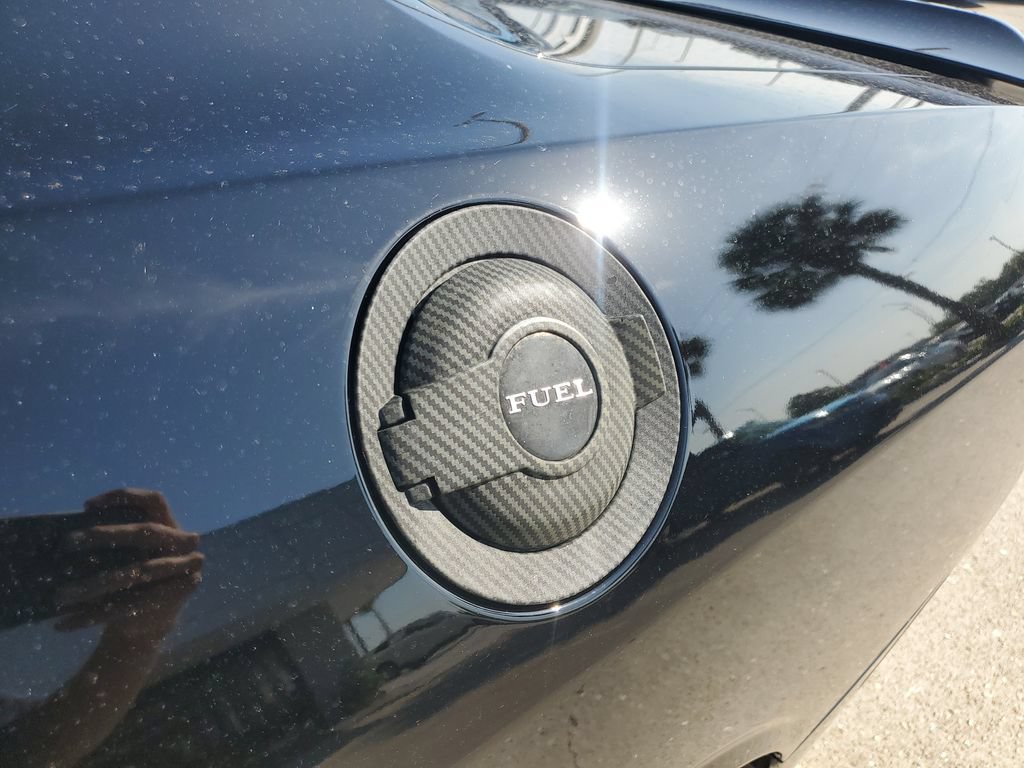 Used 2018 Dodge Challenger SXT RWD image 14