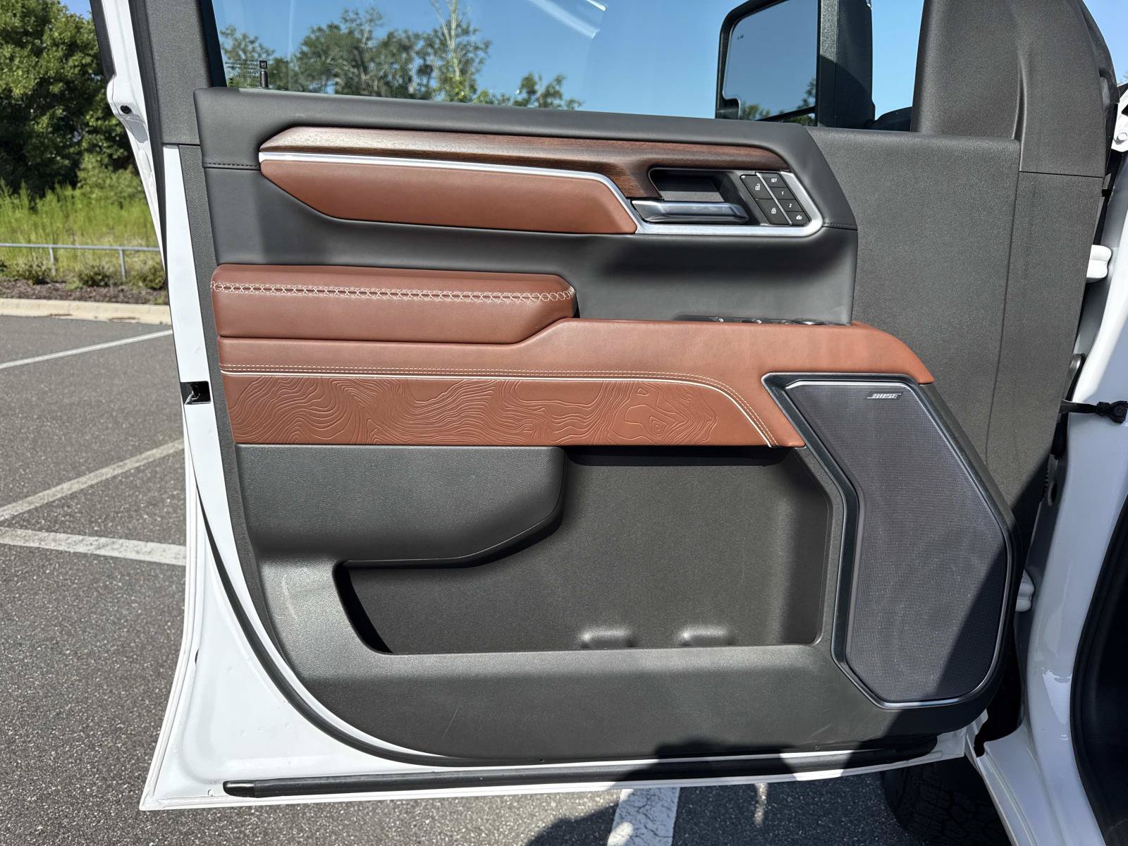 Used 2025 GMC Sierra 2500 Denali Ultimate AWD/4WD image 18