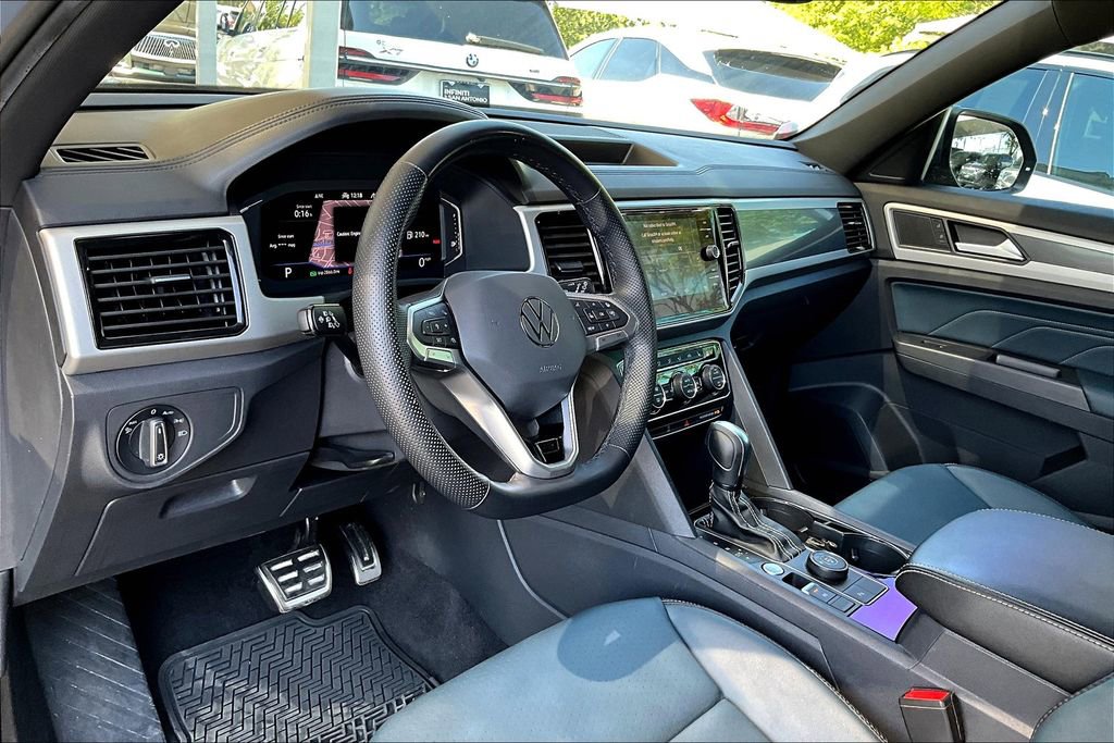 Used 2021 Volkswagen Atlas Cross Sport SEL R-Line image 16