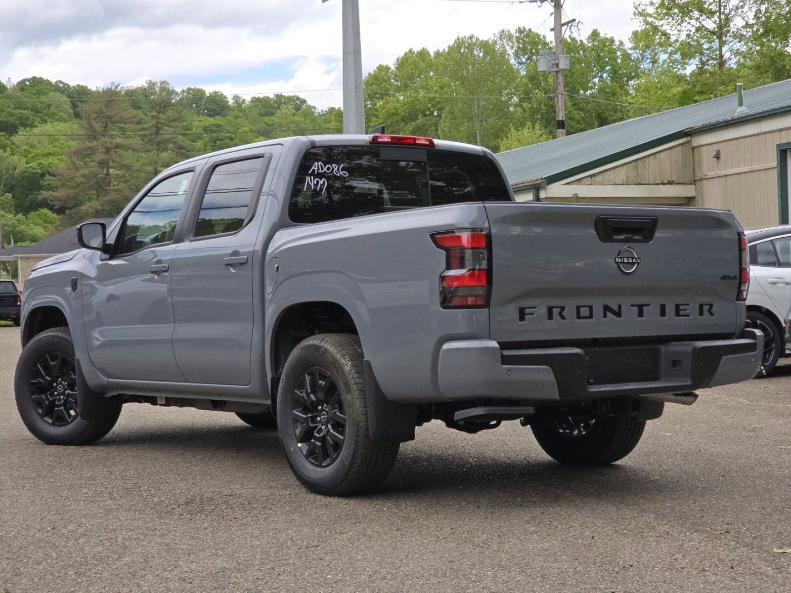 New 2026 Nissan Frontier SV w/ All-Weather Content Package AWD/4WD image 10