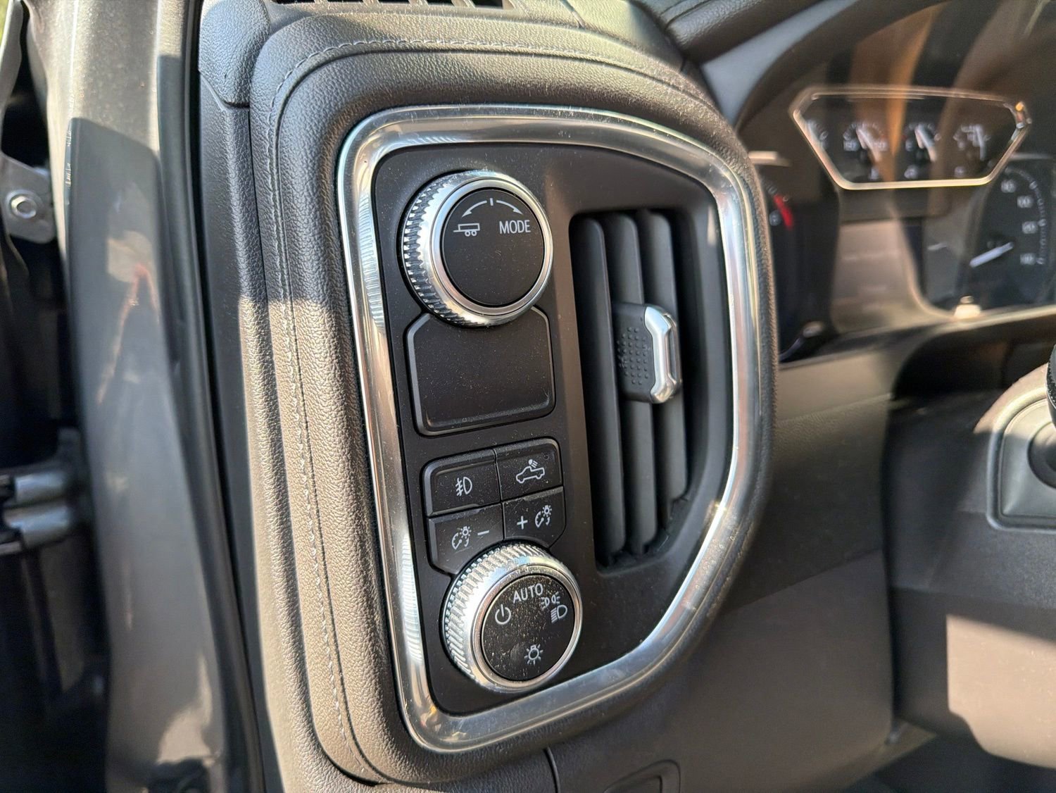 Used 2022 GMC Sierra 1500 Elevation RWD image 27