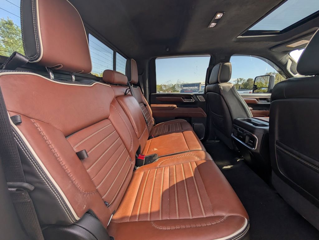 Used 2024 GMC Sierra 2500 Denali Ultimate AWD/4WD image 16