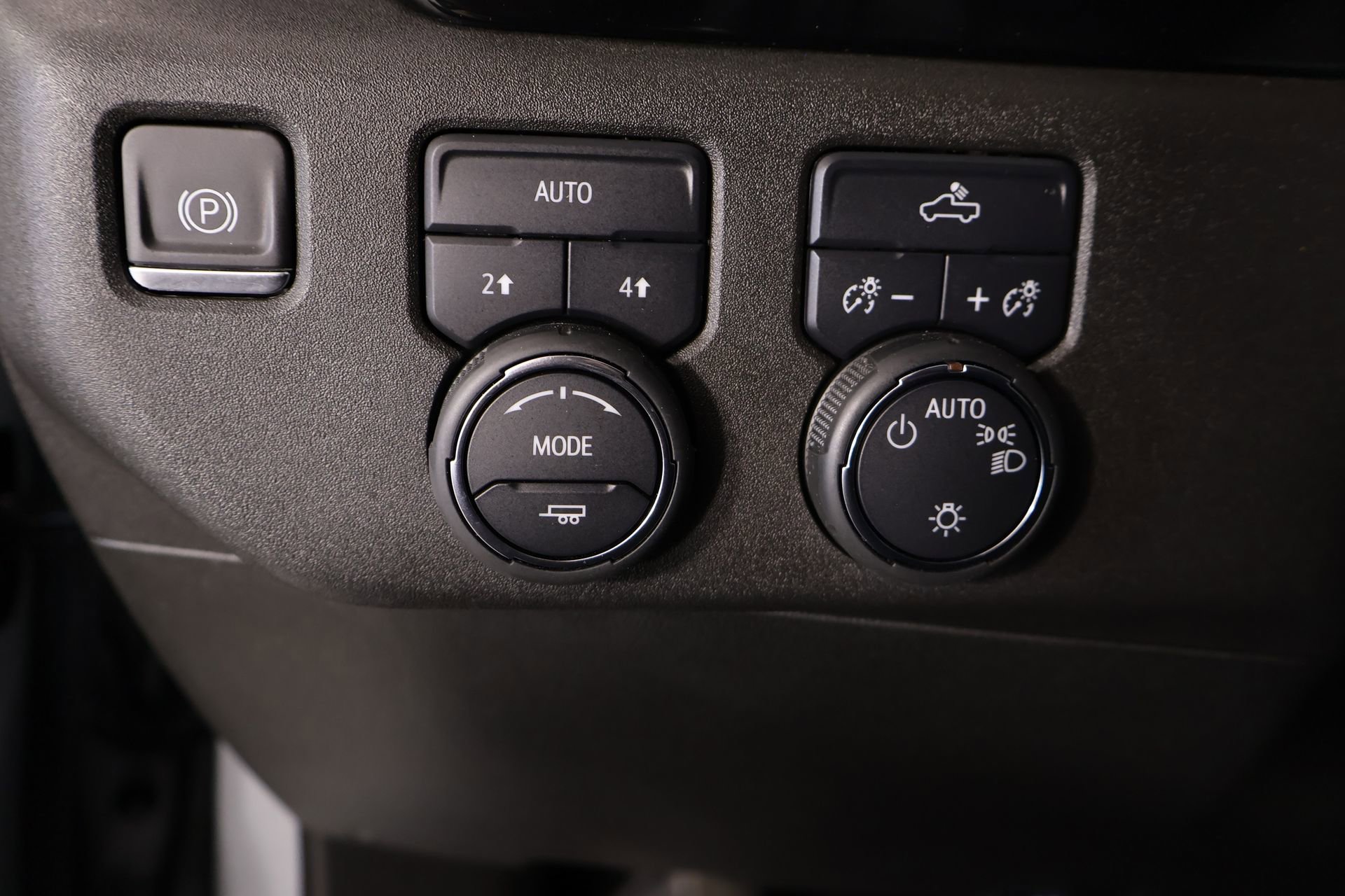 Used 2024 Chevrolet Silverado 1500 LT image 6