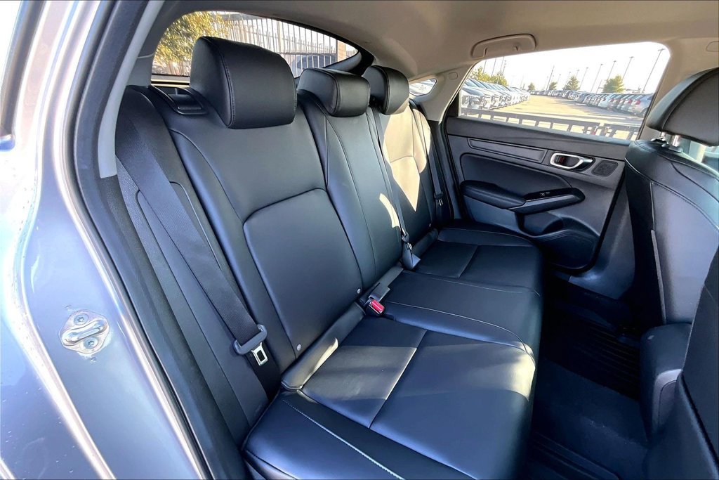 Used 2026 Acura Integra FWD image 32