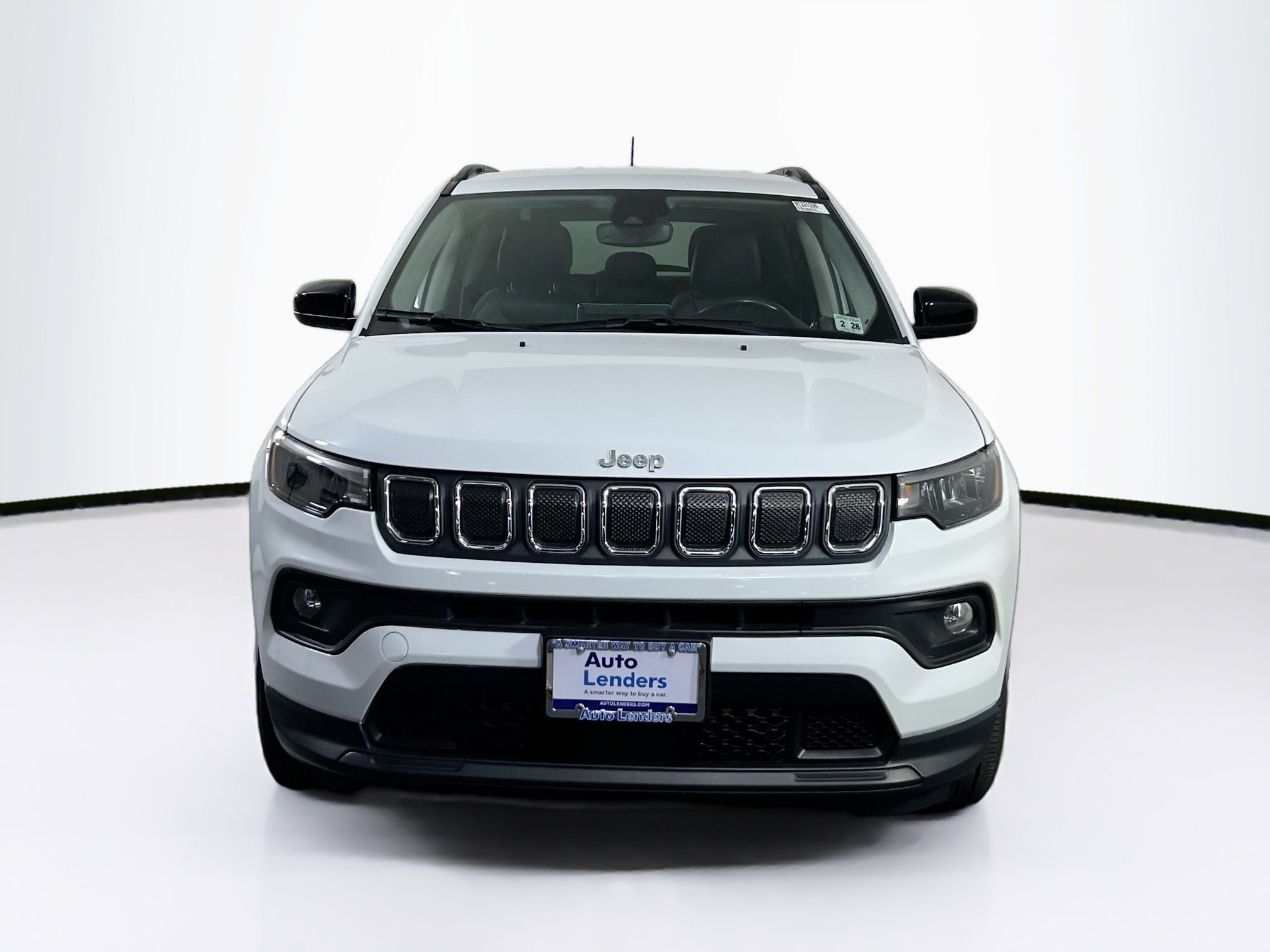 Used 2022 Jeep Compass Latitude AWD/4WD image 2