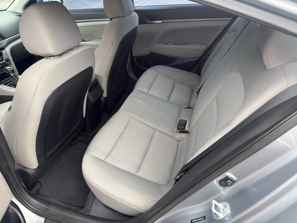 Used 2017 Hyundai Elantra SE FWD image 13