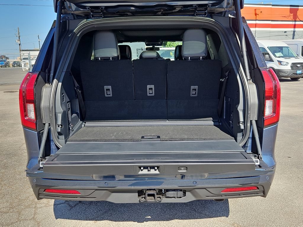 New 2027 Ford Expedition Tremor w/ Driver's Package AWD/4WD image 18