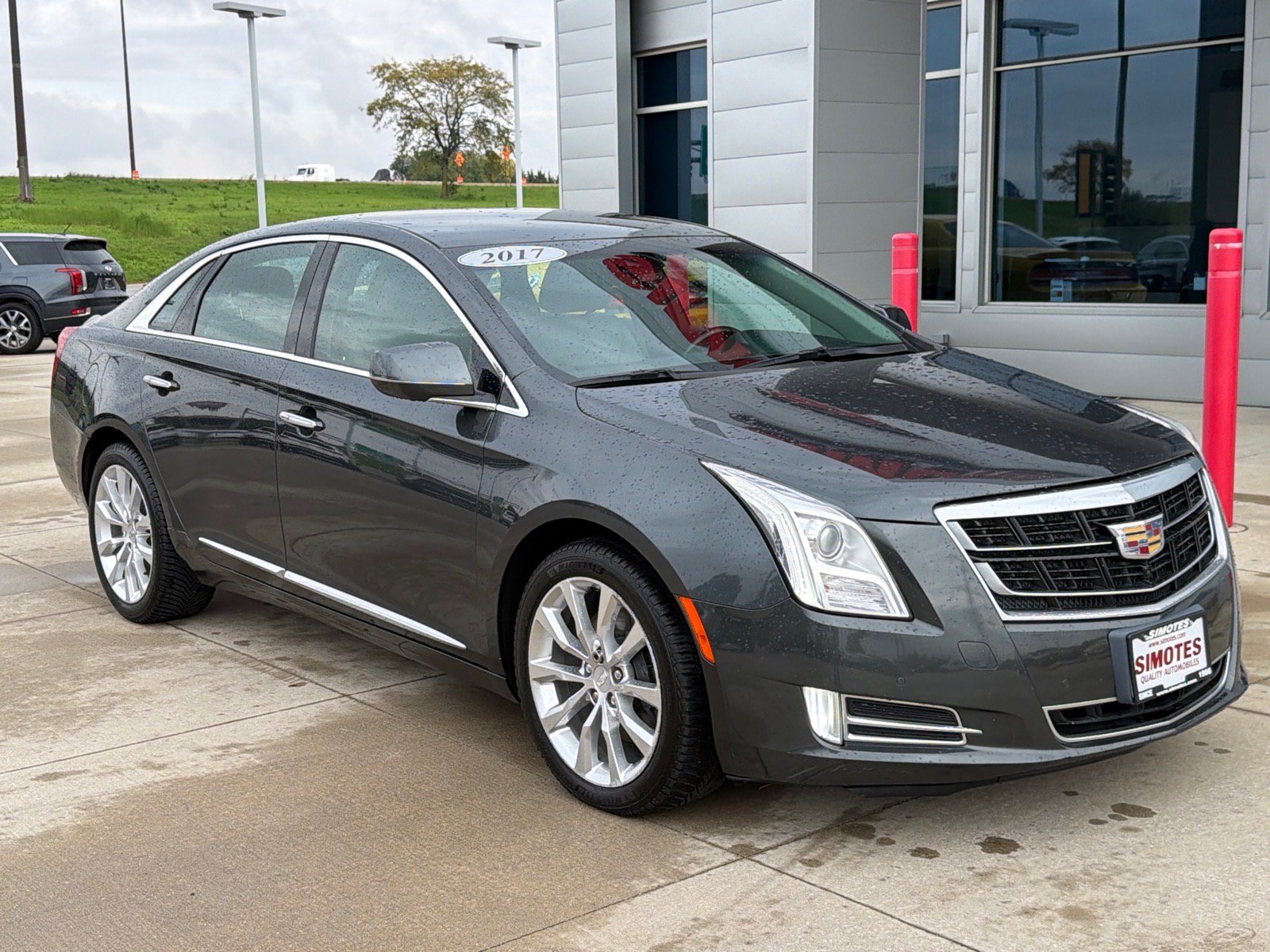 Used 2017 Cadillac XTS Luxury w/ Driver Awareness Package AWD/4WD image 2