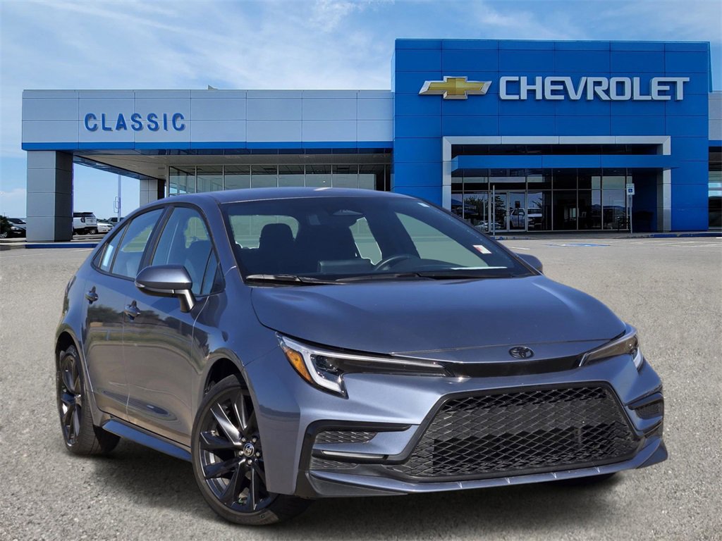 Used 2023 Toyota Corolla SE