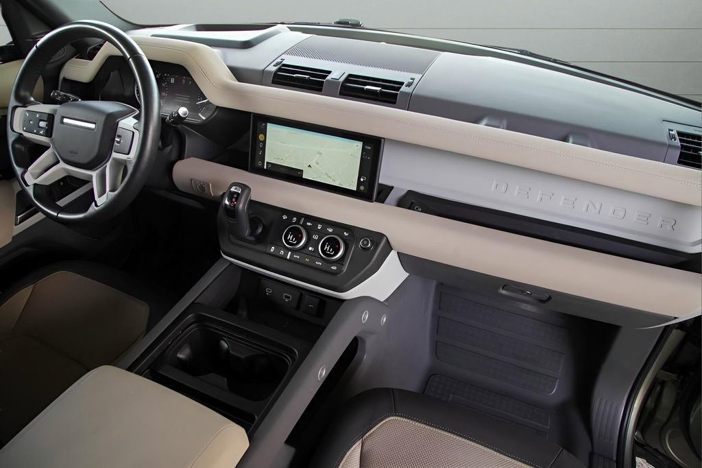 Used 2023 Land Rover Defender 110 X-Dynamic SE image 42