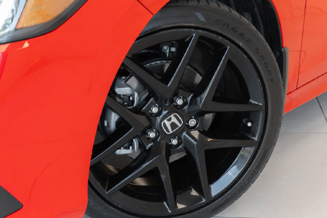 Used 2024 Honda Civic Sport image 2