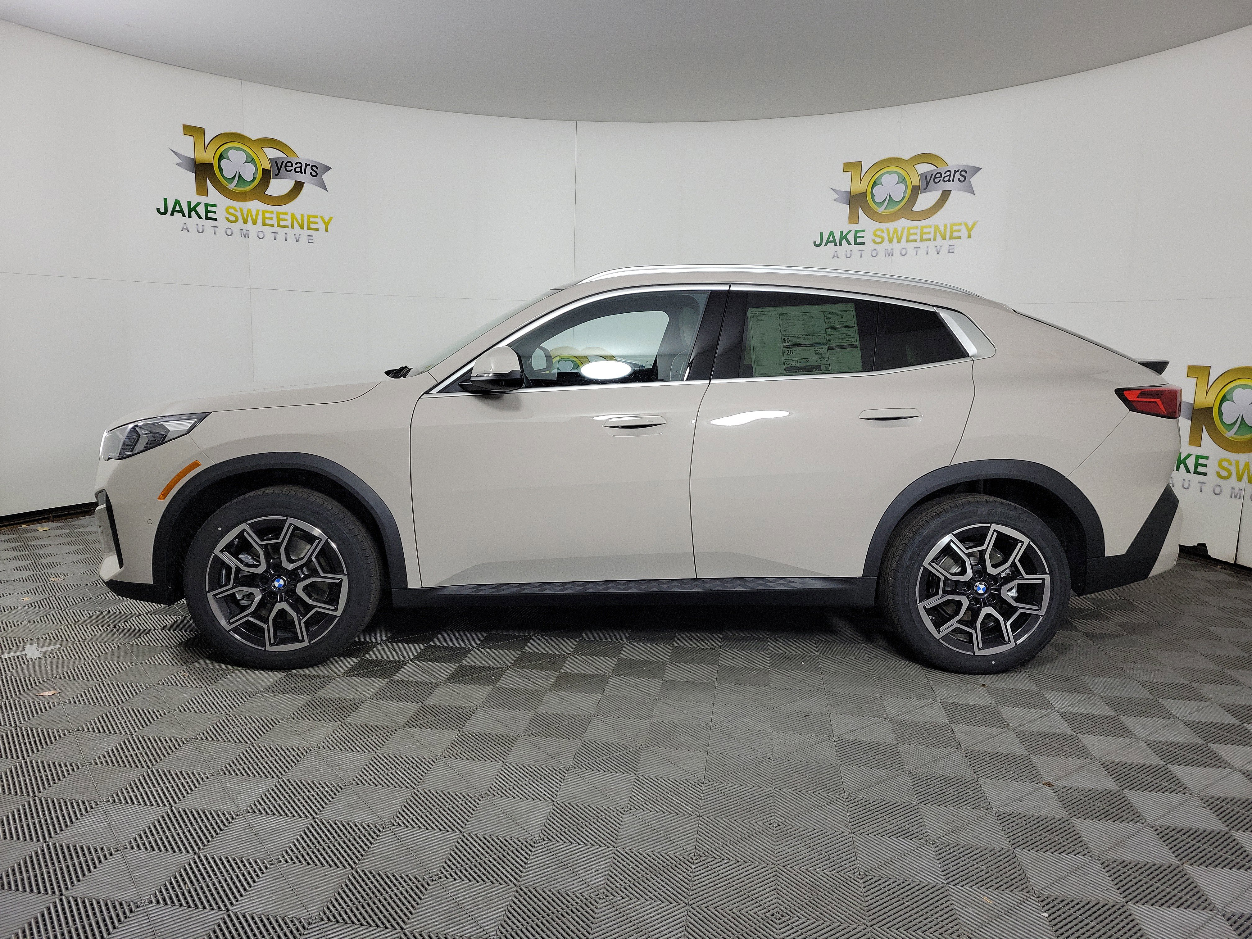 New 2026 BMW X2 xDrive28i image 4