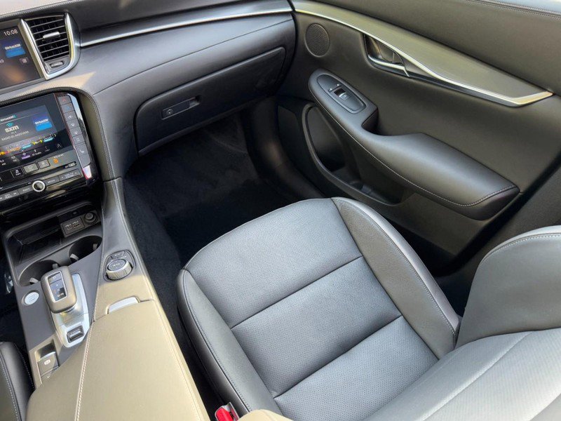 Used 2025 INFINITI QX50 Luxe image 16