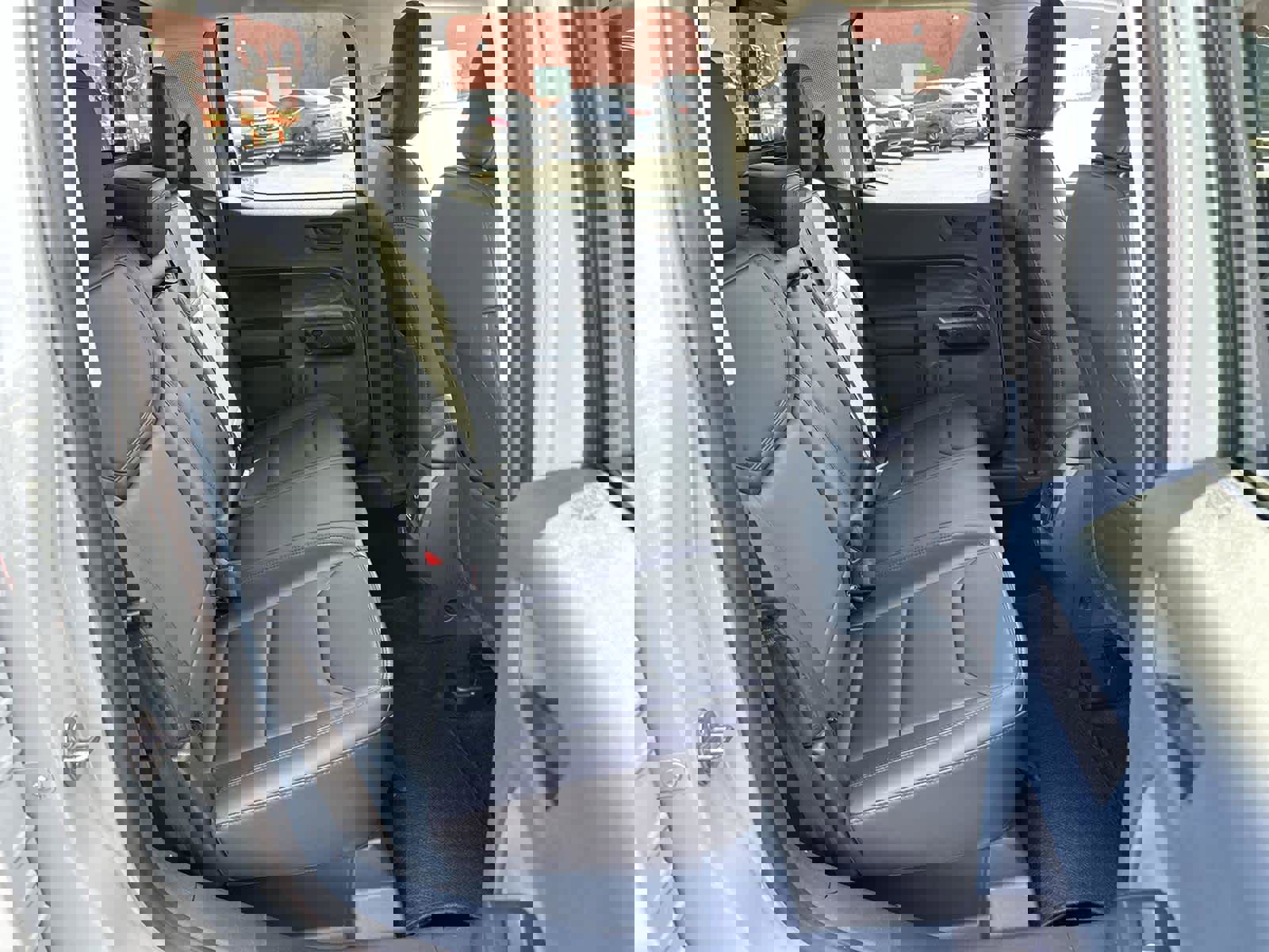 Used 2024 Ford Maverick Lariat w/ Black Appearance Package image 13