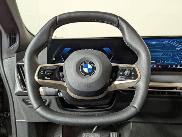 Used 2026 BMW iX xDrive60 w/ Premium Package image 25