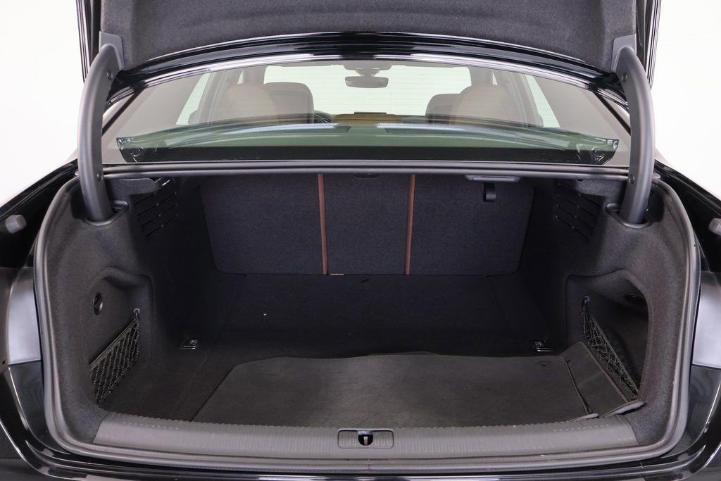 Used 2019 Audi A4 2.0T Premium FWD image 14