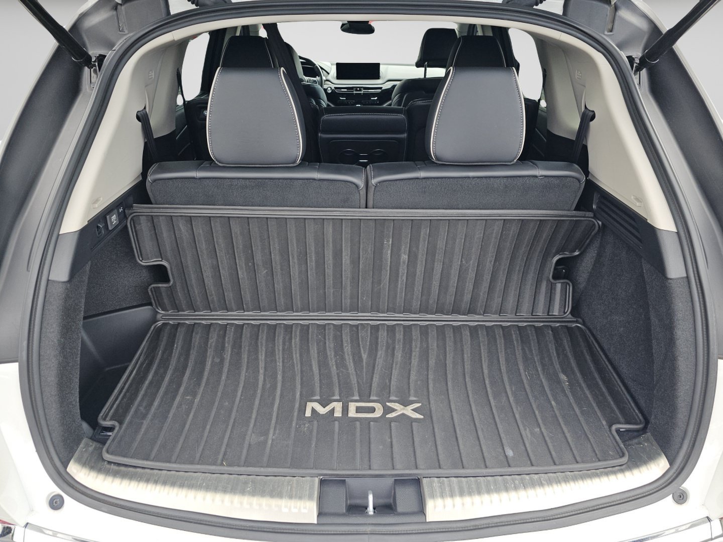 Used 2023 Acura MDX w/ Advance Package AWD/4WD image 27