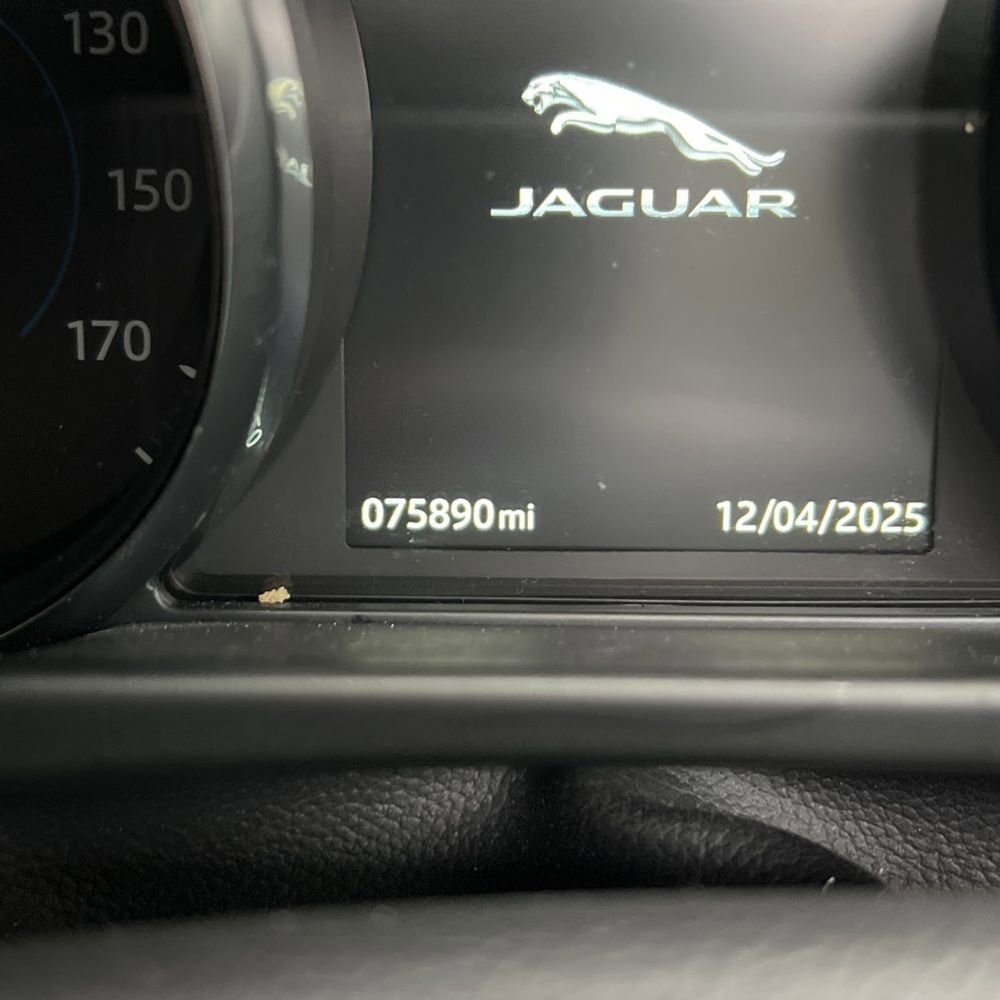 Used 2016 Jaguar XF Prestige image 8