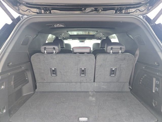 Used 2025 Chevrolet Traverse RS w/ LPO, Floor Liner Package image 52
