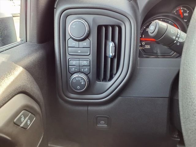 Used 2024 Chevrolet Silverado 2500 Custom w/ Custom Value Package image 68