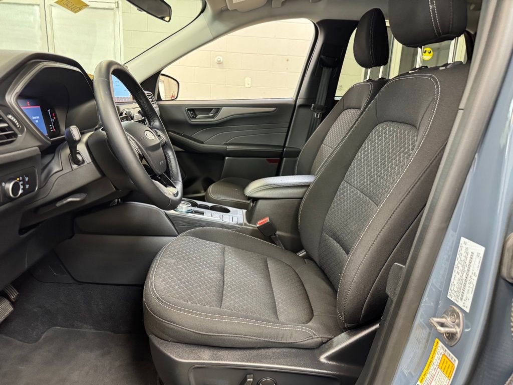 Used 2024 Ford Escape Active image 12