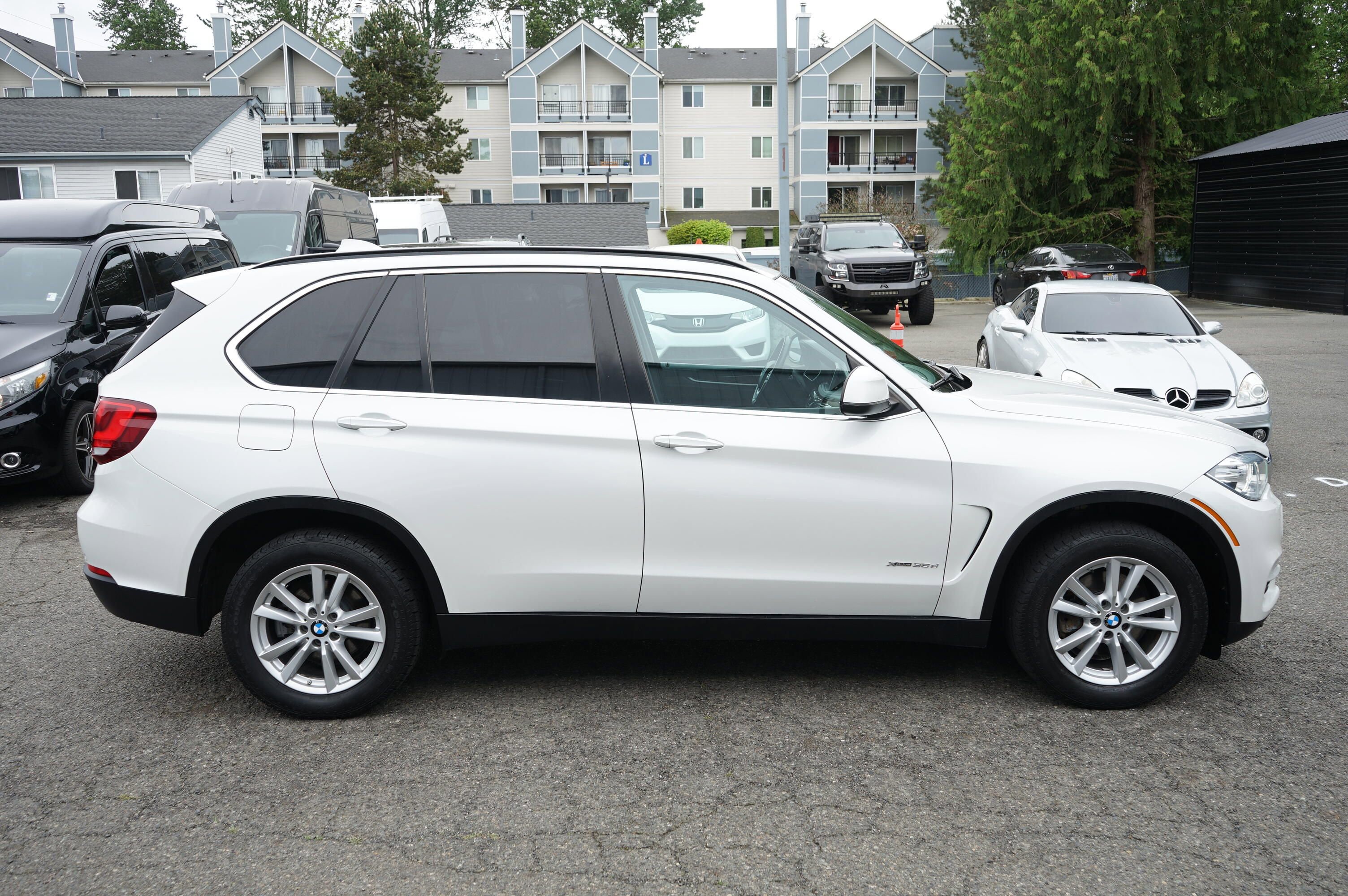 Used 2015 BMW X5 xDrive35d AWD/4WD image 6
