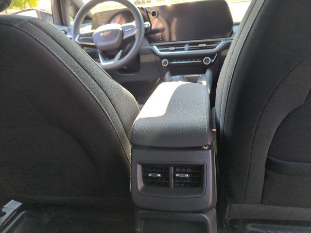 New 2026 Chevrolet Equinox EV LT image 15