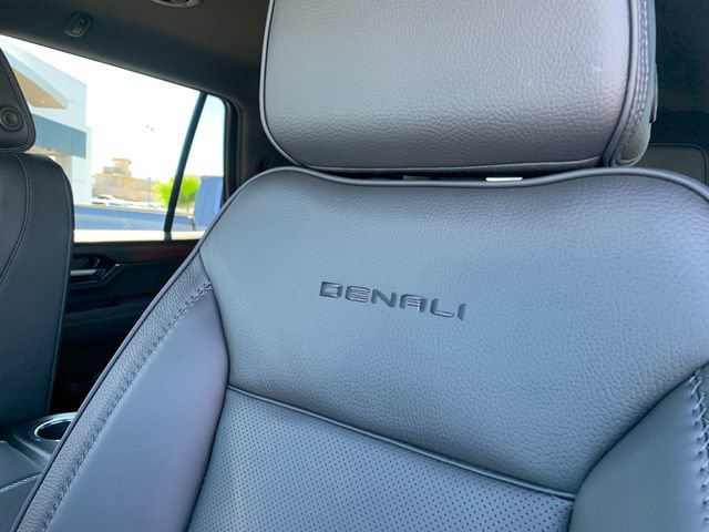 Used 2026 GMC Yukon Denali w/ LPO, Floor Liner Package AWD/4WD image 29