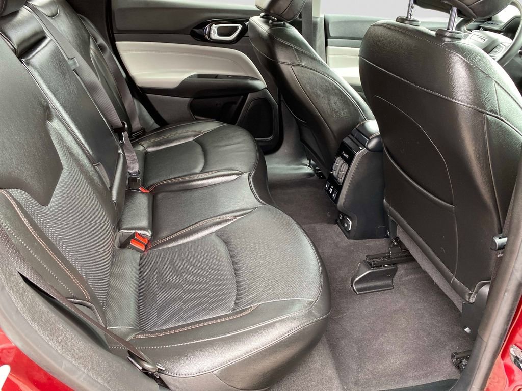 Used 2022 Jeep Compass Limited w/ Elite Group AWD/4WD image 26
