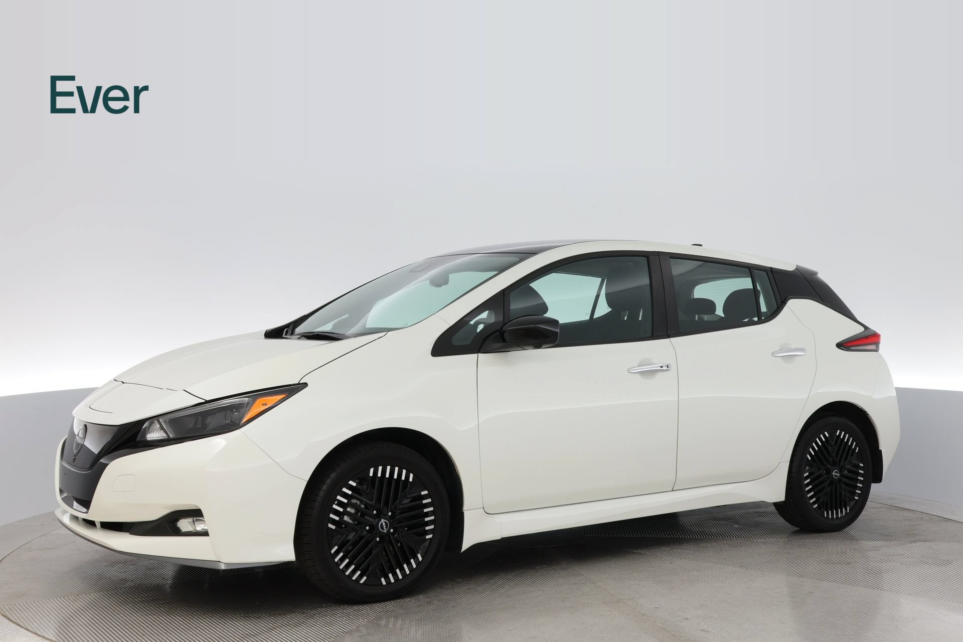 Used 2024 Nissan Leaf SV Plus FWD image 18