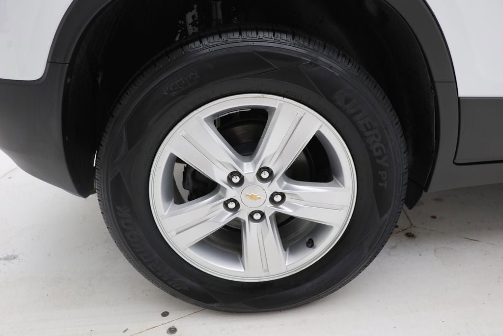Used 2016 Chevrolet Trax LT image 9