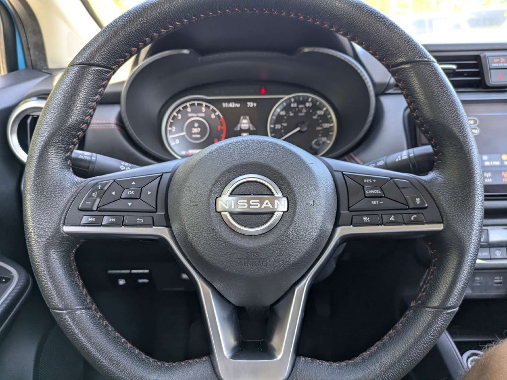 Used 2025 Nissan Versa SR FWD image 25