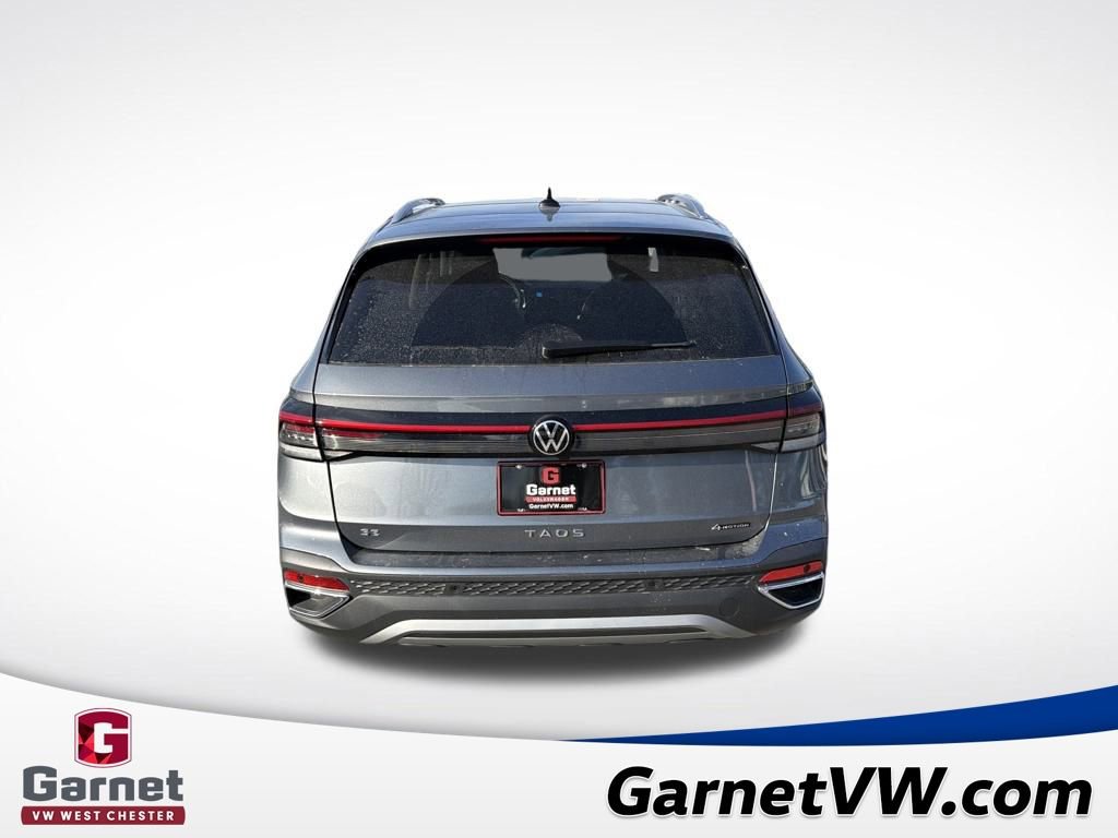 New 2026 Volkswagen Taos SE image 4
