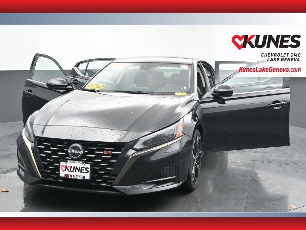 Used 2024 Nissan Altima 2.5 SR image 50