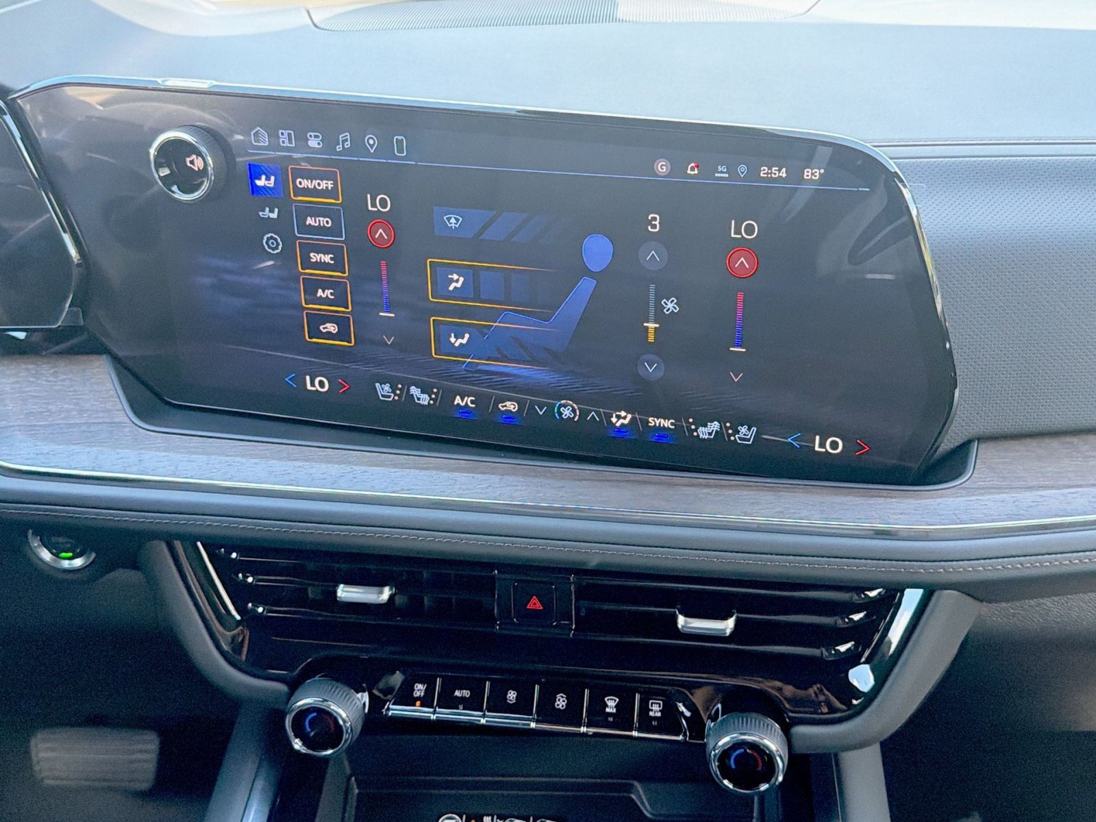 New 2026 Chevrolet Suburban High Country AWD/4WD image 21