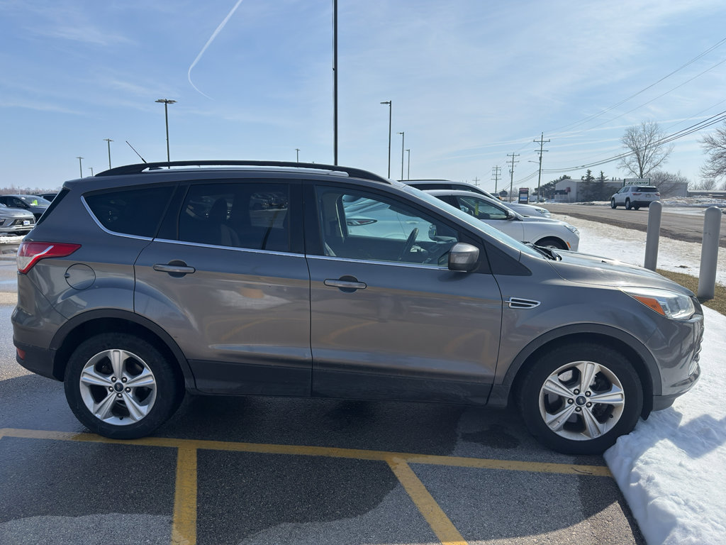 Used 2014 Ford Escape SE w/ Equipment Group 201A image 3