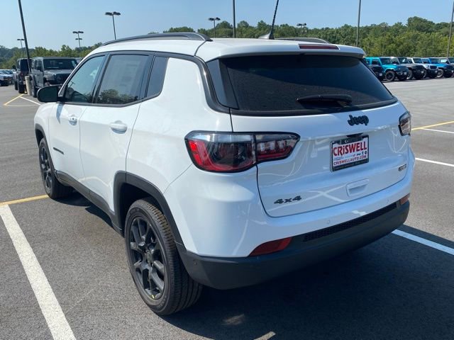 New 2025 Jeep Compass Latitude w/ Sun & Sound Group image 5
