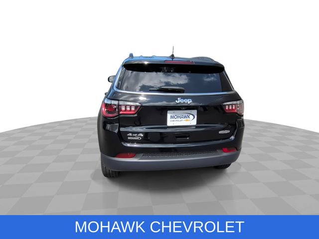 Used 2021 Jeep Compass Latitude w/ Convenience Group AWD/4WD image 7