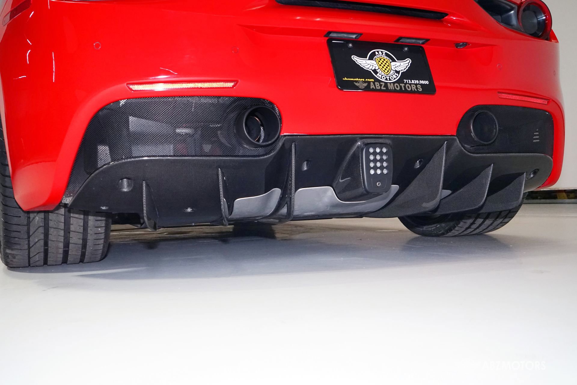 Used 2018 Ferrari 488 Spider RWD image 9