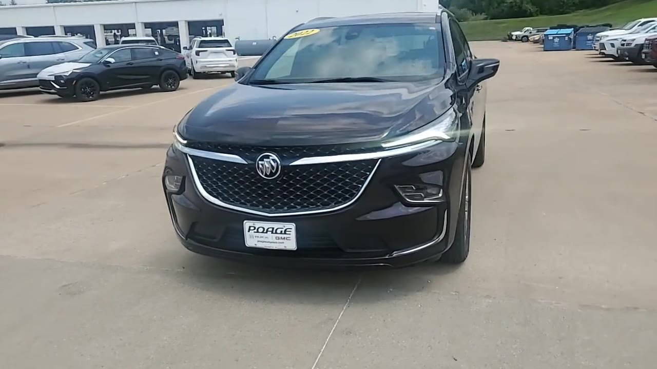 Used 2022 Buick Enclave Avenir w/ Avenir Technology Package AWD/4WD image 3