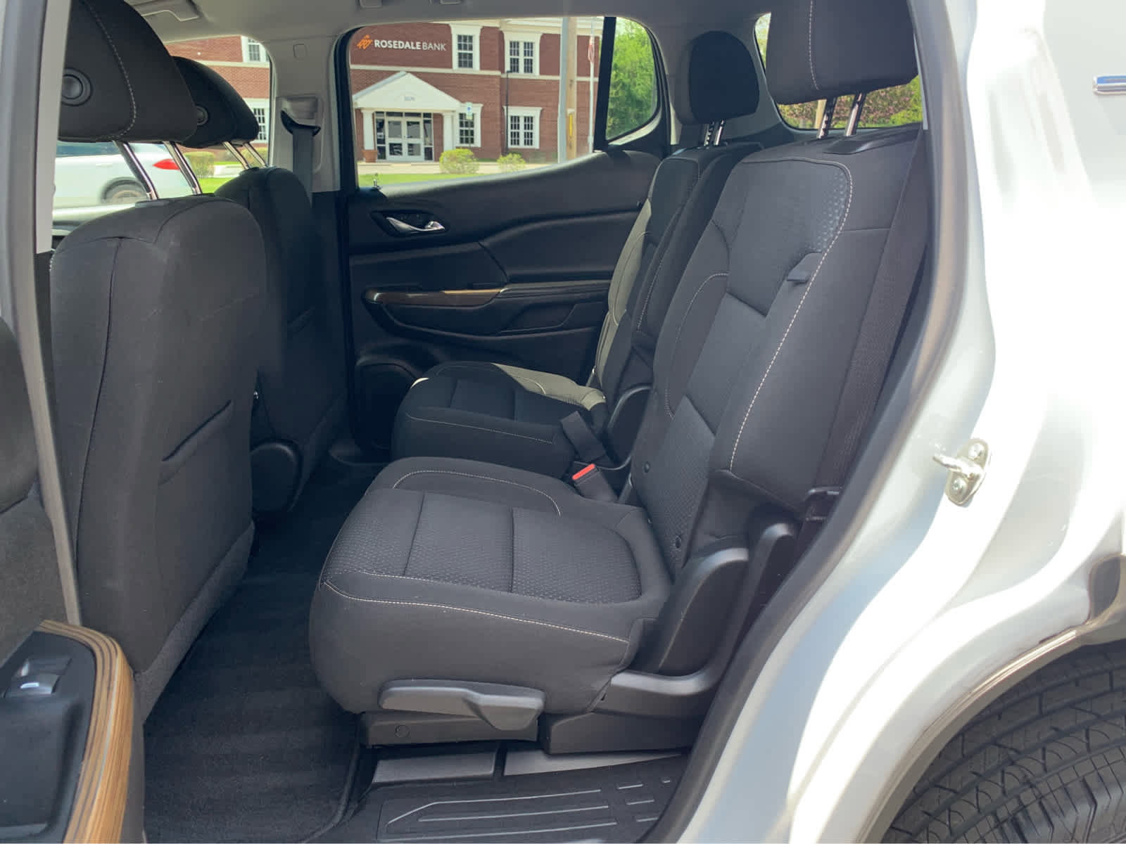 Used 2023 GMC Acadia SLE w/ Driver Convenience Package AWD/4WD image 23