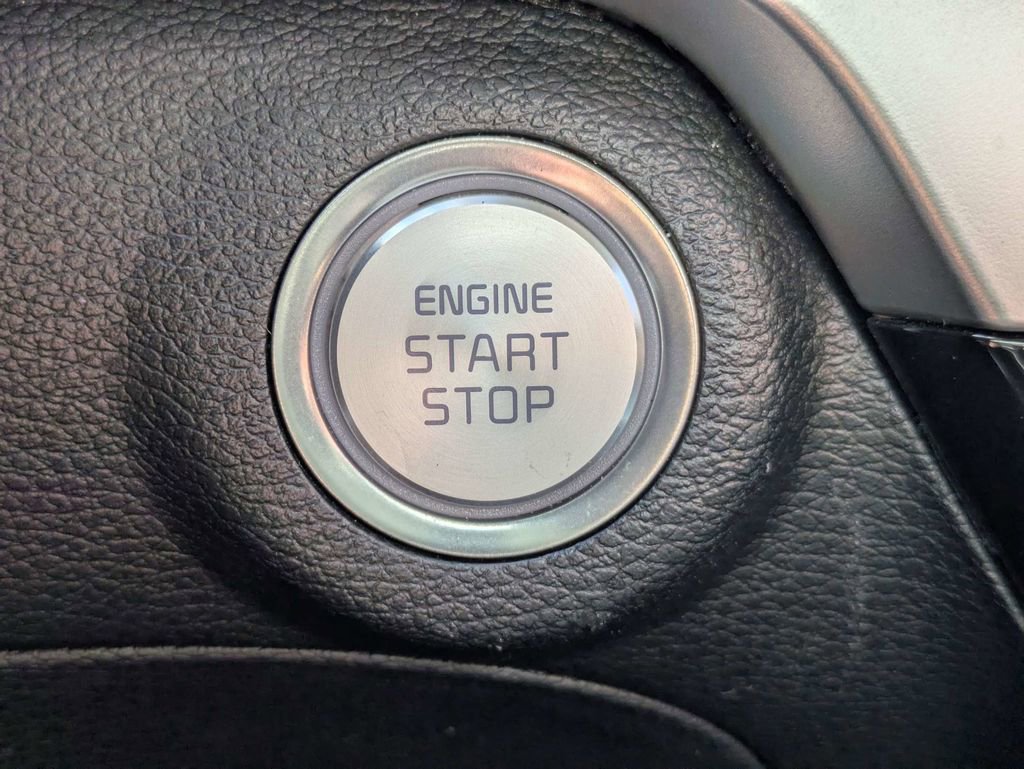 Used 2025 Kia Telluride S image 36