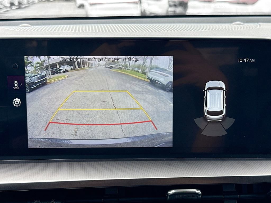 Used 2025 Kia Telluride S FWD image 15