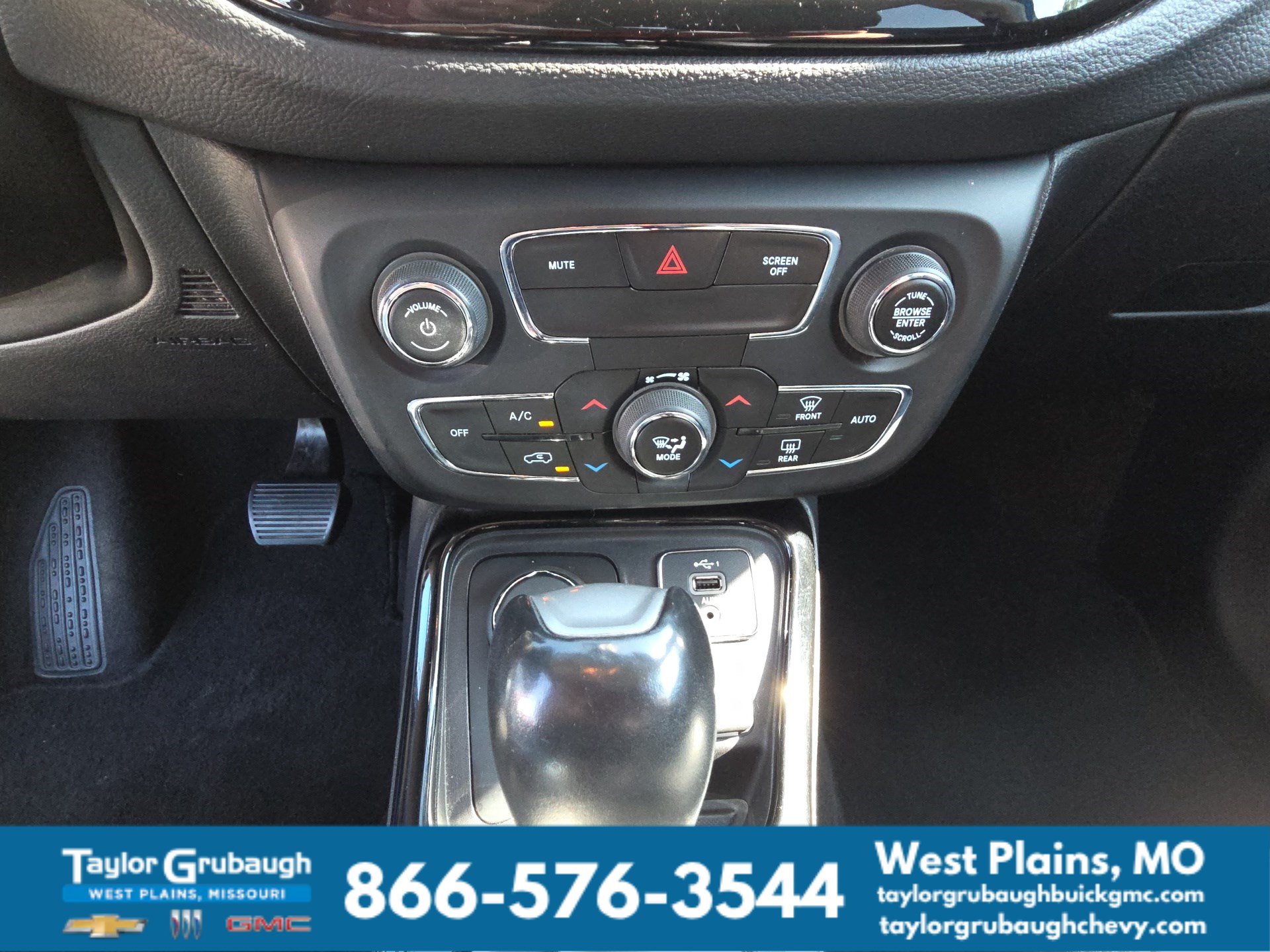 Used 2019 Jeep Compass Limited AWD/4WD image 23