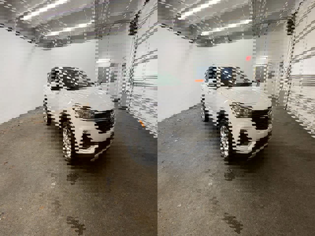 Used 2021 Buick Encore GX Preferred w/ Cold Weather Comfort Package image 8