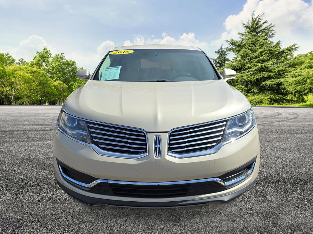Used 2016 Lincoln MKX Select w/ Select Plus Package image 2