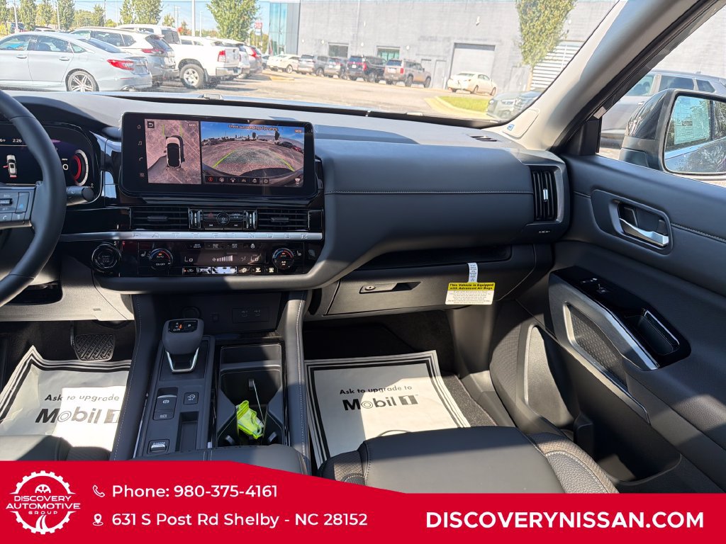 New 2026 Nissan Pathfinder SL FWD image 34