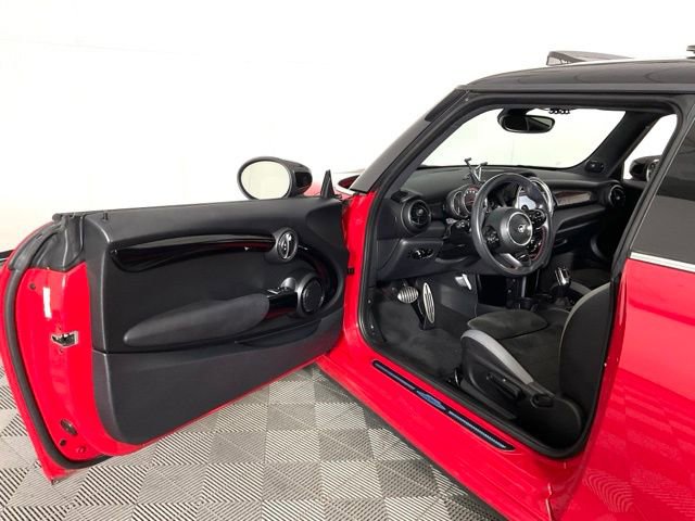 Used 2020 MINI Cooper John Cooper Works w/ Signature Upholstery Package FWD image 26