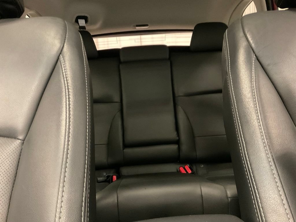 Used 2016 Subaru Outback 2.5i Limited AWD/4WD image 27